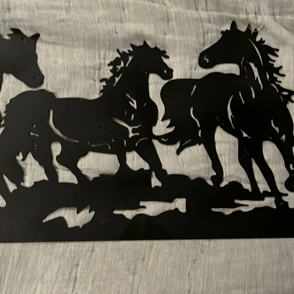 Metal Cut-out Horses - Picture 9 of 10